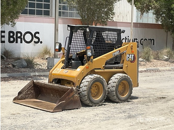Kompaktlastare/ Slirstyrda lastare CATERPILLAR 216B3