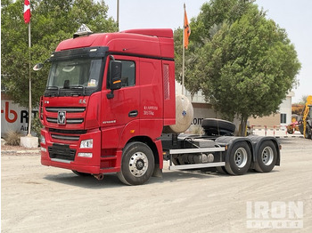 Dragbil 2024 XCMG XGA4259N6WC LNG 6x4 (Unused) Sleeper Truck Tractor: 6x: bild 2