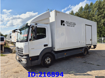 Isotermiska lastbil MERCEDES-BENZ Atego 818