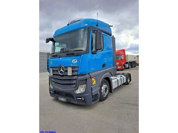 Dragbil MERCEDES-BENZ Actros 1842