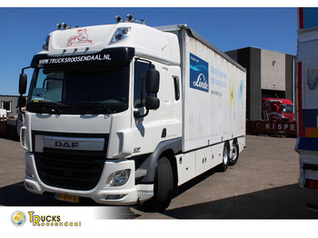 Kapellbil DAF CF 330