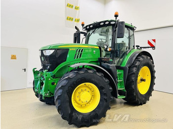 Traktor JOHN DEERE 6215R