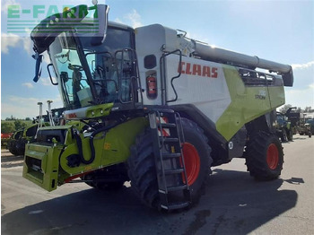Skördetröska CLAAS
