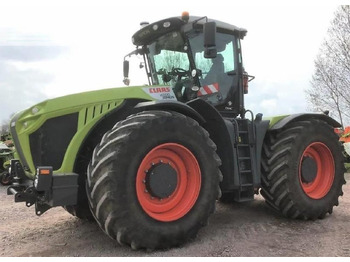 Traktor CLAAS Xerion