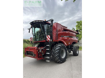 Skördetröska CASE IH Axial-Flow