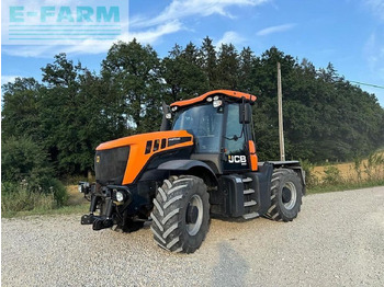 Traktor JCB