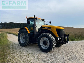 Traktor JCB