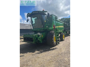 Skördetröska JOHN DEERE T670