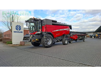 Skördetröska MASSEY FERGUSON