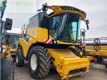 Skördetröska NEW HOLLAND