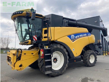 Skördetröska NEW HOLLAND CR series