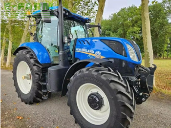 Traktor NEW HOLLAND T7.210