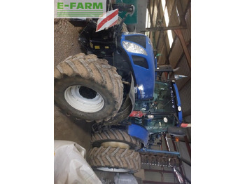 Traktor NEW HOLLAND T7.250