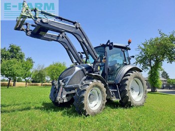 Traktor VALTRA A74