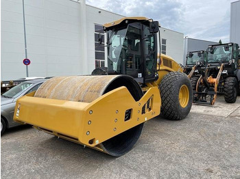Vält CATERPILLAR