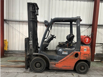 Gasoltruck TOYOTA FGF 25