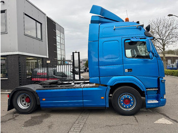 Dragbil Volvo FM 370 4X2 SPOILERS EURO 6 SKIRTS HOLLAND TRUCK TÜV TILL 09-2025: bild 4