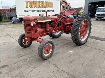 Traktor