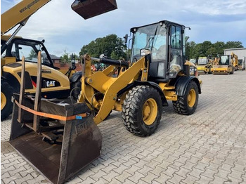 Hjullastare CATERPILLAR 908H