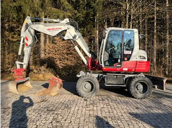 Grävmaskin på däck TAKEUCHI