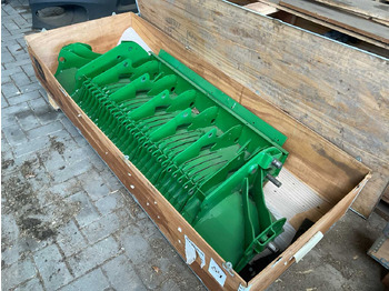 Lantbruksmaskiner JOHN DEERE