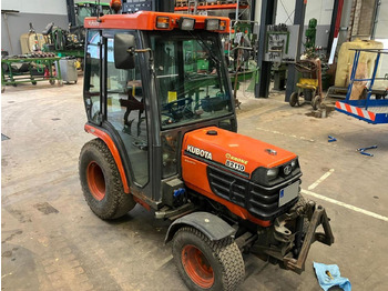 Kommunaltraktor KUBOTA