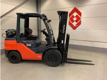 Gasoltruck TOYOTA