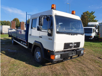 Flakbil MAN 12.224