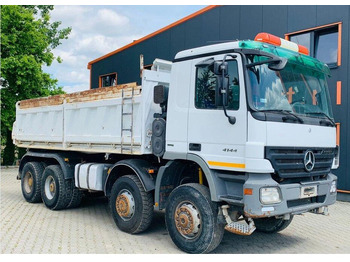 Tippbil lastbil MERCEDES-BENZ Actros 4144