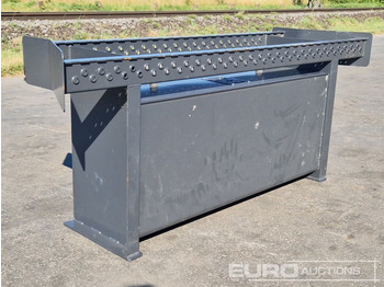 Reservdelar för Grävmaskin Storage Container with Steps to suit Wheeled Excavator: bild 4