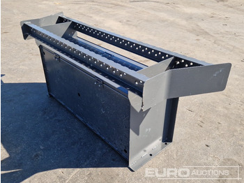 Reservdelar för Grävmaskin Storage Container with Steps to suit Wheeled Excavator: bild 3
