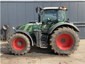 Traktor FENDT 724 Vario