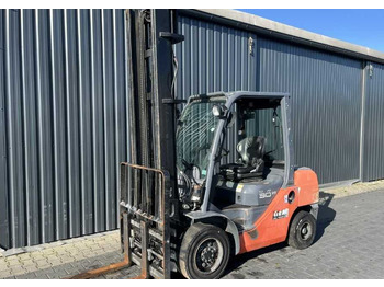 Dieseltruck TOYOTA FDF 30