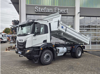 Tippbil lastbil IVECO X-WAY