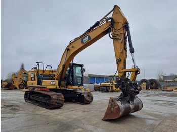 Bandgrävare CATERPILLAR 323