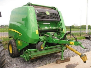 Rundbalspress JOHN DEERE