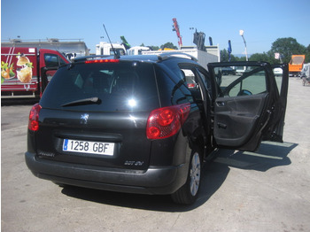 Personbil PEUGEOT
