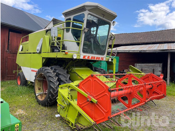Skördetröska CLAAS Dominator