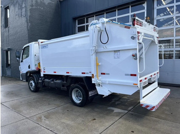 Leasa Mercedes-Benz Accelo 815 4x2 Garbage Compactor (2 units) Accelo 815 4x2 Garbage Compactor (2 units) Mercedes-Benz Accelo 815 4x2 Garbage Compactor (2 units) Accelo 815 4x2 Garbage Compactor (2 units): bild 3