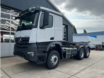 Dragbil MERCEDES-BENZ Actros 3340