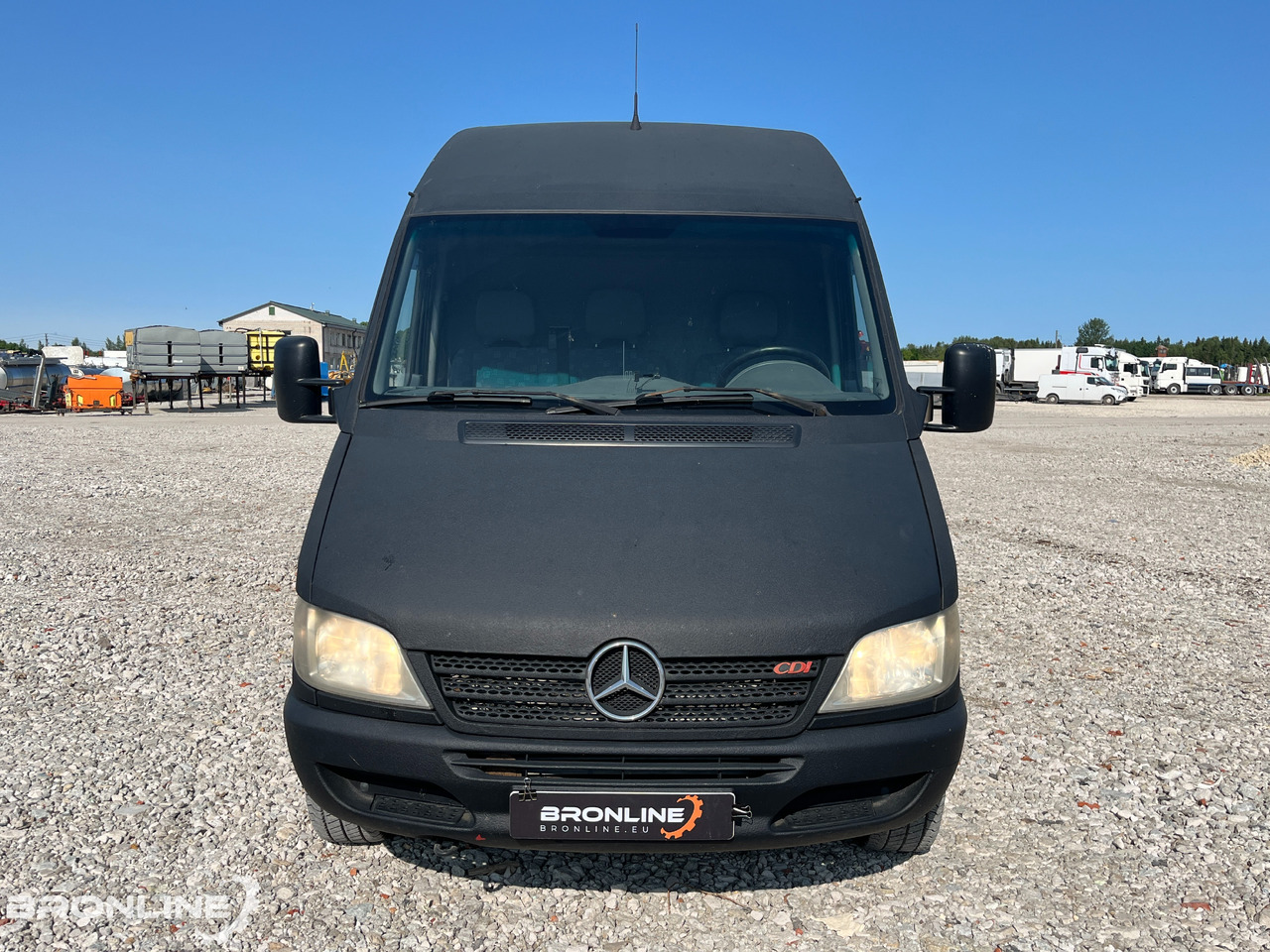 2004 Mercedes-Benz Sprinter 313 CDI 2.2d 95kW - Skåpbil: bild 3 2004 Mercedes-Benz Sprinter 313 CDI 2.2d 95kW - Skåpbil: bild 3