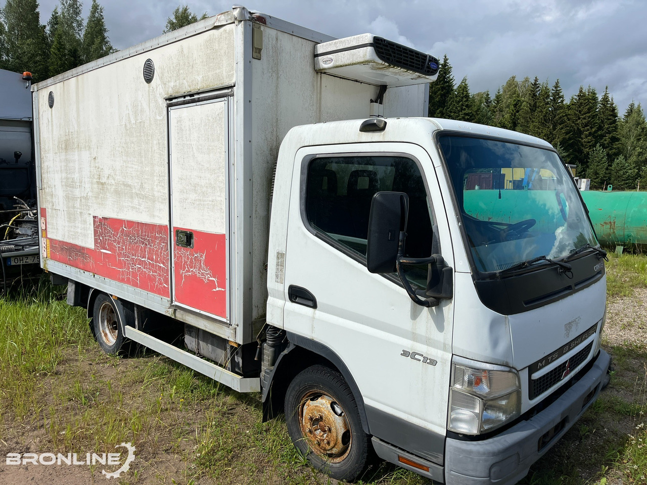 2007 Mitsubishi Fuso Canter 3c13 BOX - Kylbil lastbil: bild 2 2007 Mitsubishi Fuso Canter 3c13 BOX - Kylbil lastbil: bild 2