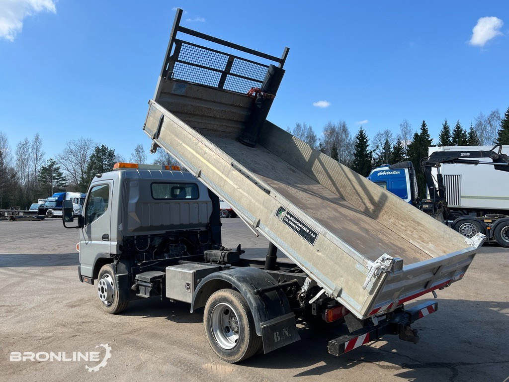 2013 Mitsubishi Fuso Canter 7C15 Tipper - Tippbil lastbil: bild 5 2013 Mitsubishi Fuso Canter 7C15 Tipper - Tippbil lastbil: bild 5