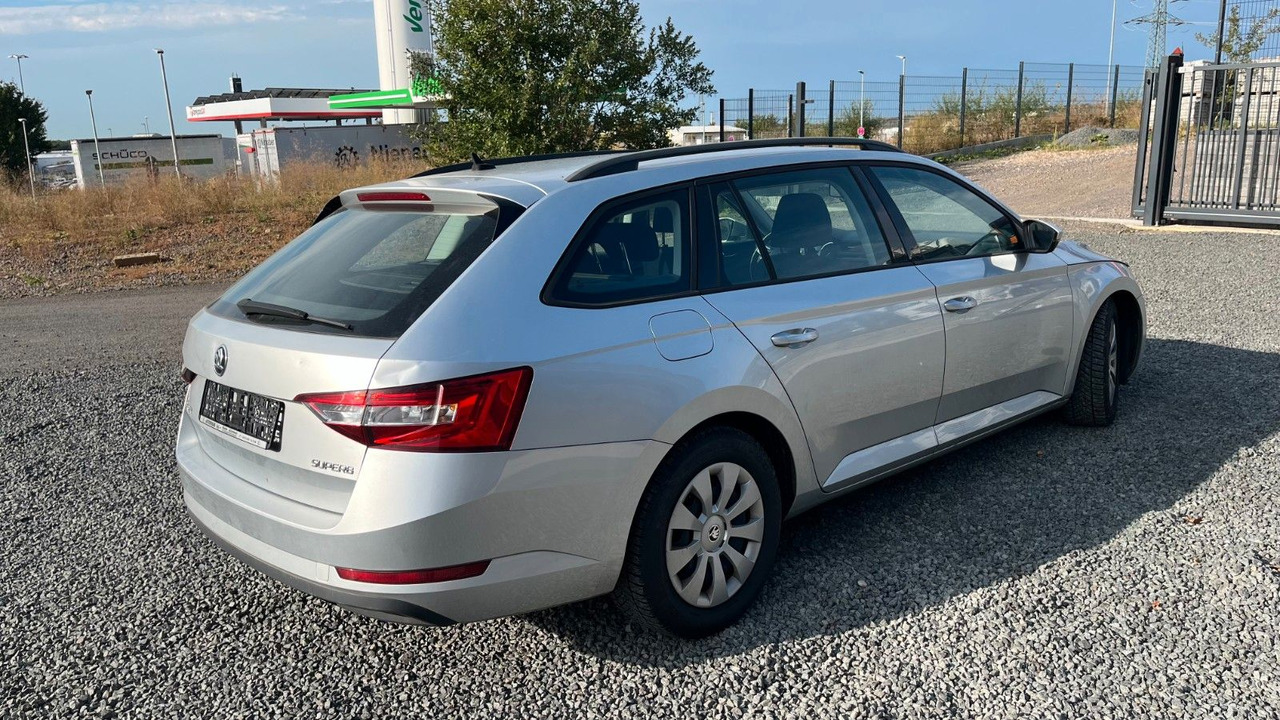 Skoda Superb Combi Active - Kombi: bild 4 Skoda Superb Combi Active - Kombi: bild 4