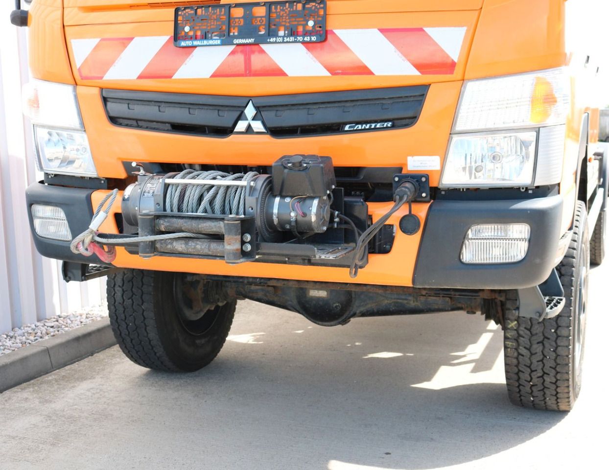 Mitsubishi CANTER 6C180 DOKA 4x4 KLIMA WINDE Standhz. 37tkm - Chassi lastbil: bild 2 Mitsubishi CANTER 6C180 DOKA 4x4 KLIMA WINDE Standhz. 37tkm - Chassi lastbil: bild 2