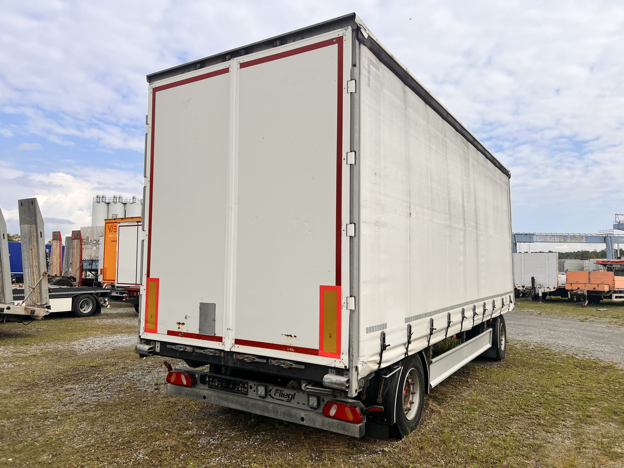 Fliegl ZPS180 2 Achs Jumbo- Planen, Mega, durchladbar - Kapellsläp: bild 2 Fliegl ZPS180 2 Achs Jumbo- Planen, Mega, durchladbar - Kapellsläp: bild 2