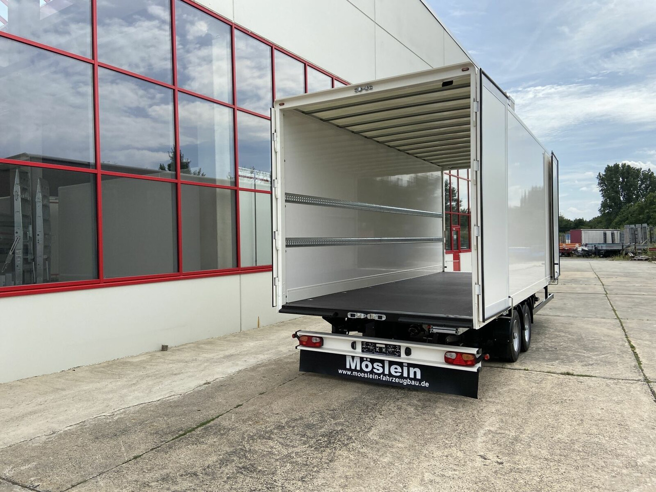 Möslein Tandem- Koffer, Durchladbar, -- Neufahrzeug -- - Skåpsläp: bild 3 Möslein Tandem- Koffer, Durchladbar, -- Neufahrzeug -- - Skåpsläp: bild 3