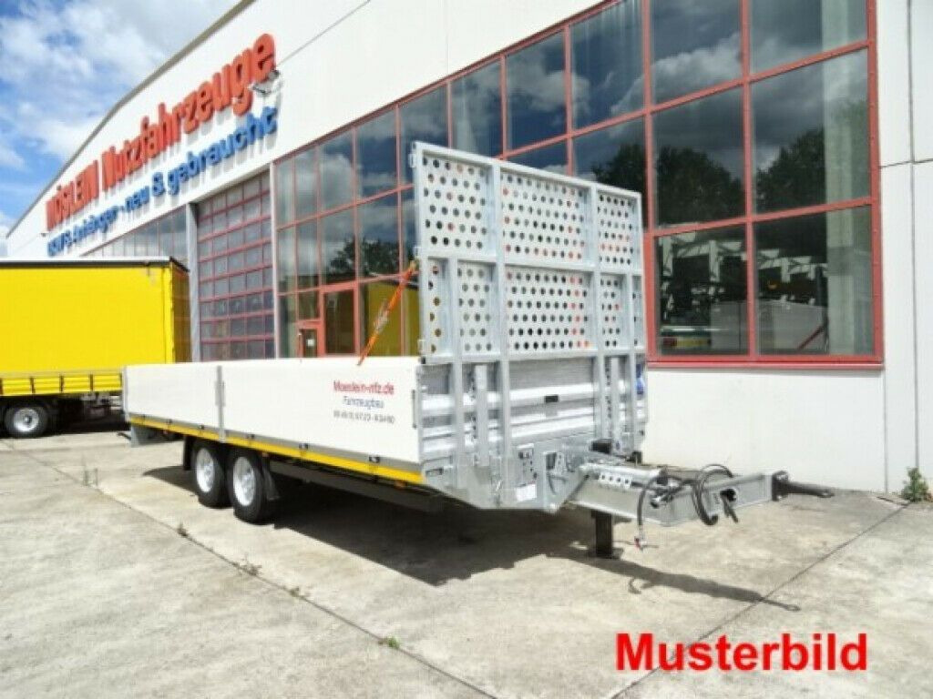 Låg lastare trailer Möslein  Tandem Pritsche- Tieflader mit Rungentaschen: bild 19