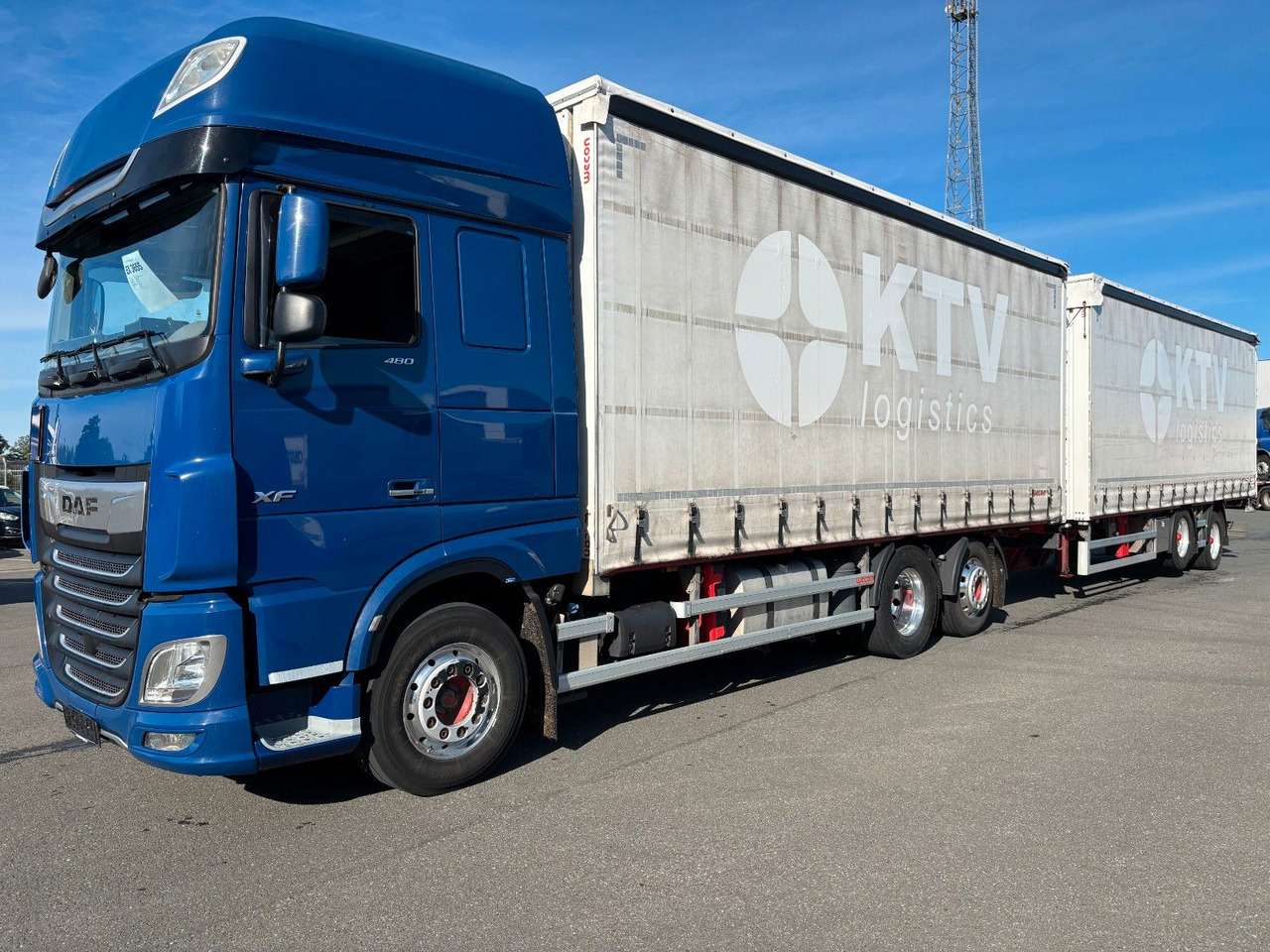 DAF SSC XF 480 Jumbozug + Anh Wecon Staplerhalterung - Kapellbil: bild 1 DAF SSC XF 480 Jumbozug + Anh Wecon Staplerhalterung - Kapellbil: bild 1