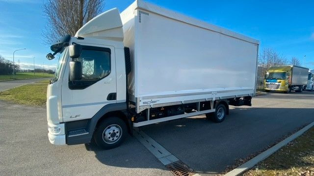 DAF LF 210 8t Pritsche-Plane LBW Tageszulassung DAF FA LF 210 08t Spier Pritsche-Plane - Kapellbil: bild 1 DAF LF 210 8t Pritsche-Plane LBW Tageszulassung DAF FA LF 210 08t Spier Pritsche-Plane - Kapellbil: bild 1